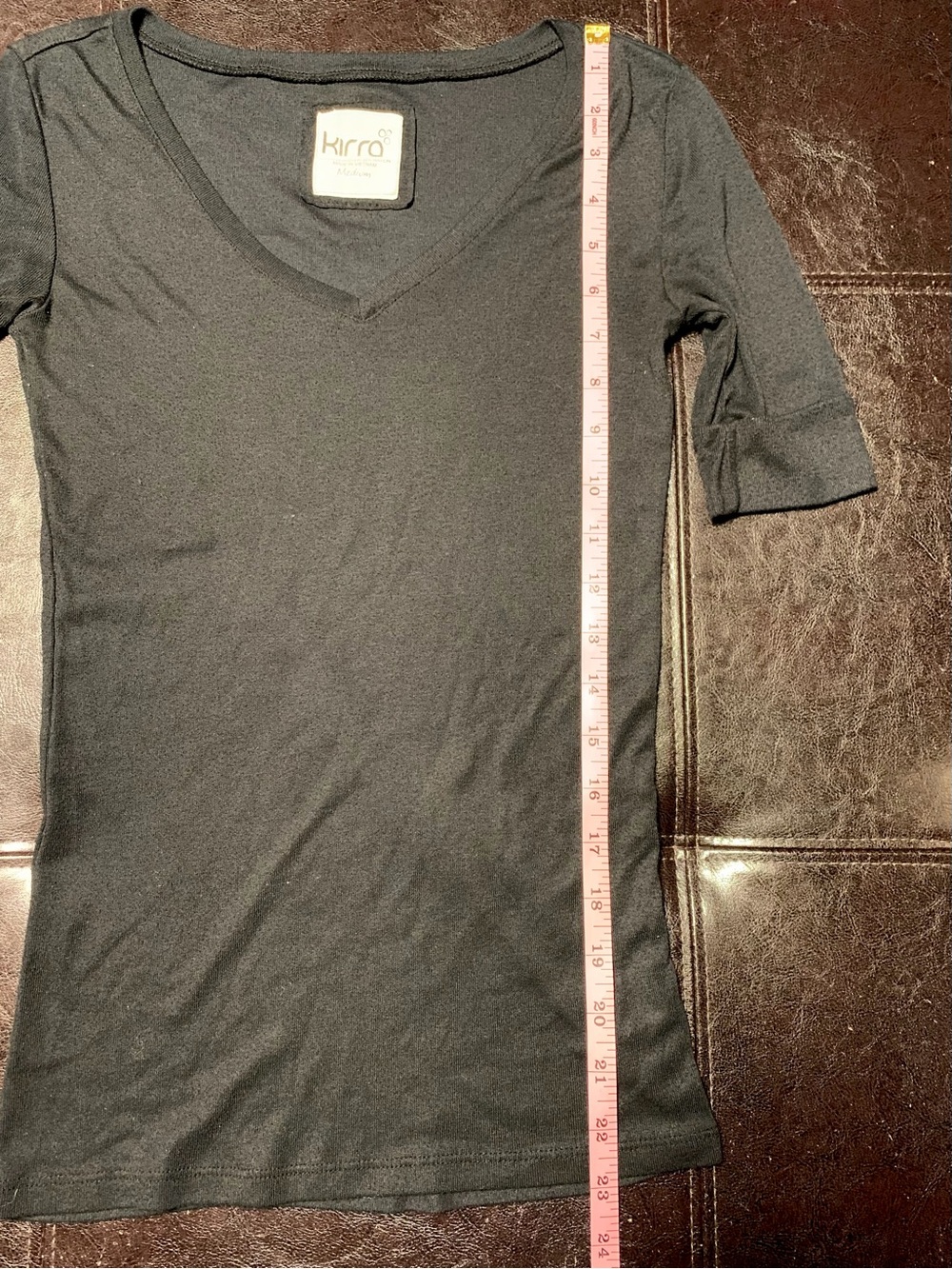💥4/$15 Kirra PacSun Black V-Neck Elbow Sleeve Tee Top - Size Medium - Picture 3 of 5